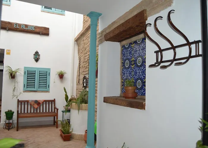 El Aljibe Relax Tourist Apartman *